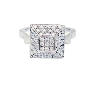 Gucci Chiodo Diamond Ring in 18k White Gold Size 8.5