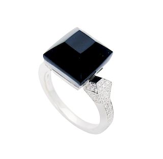 Gucci Chiodo Black Onyx Diamond Ring in 18k White Gold