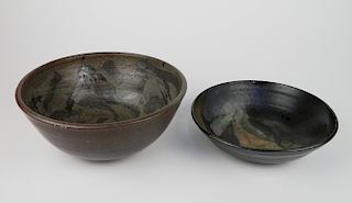Toshiko Takaezu 2 ceramic bowls