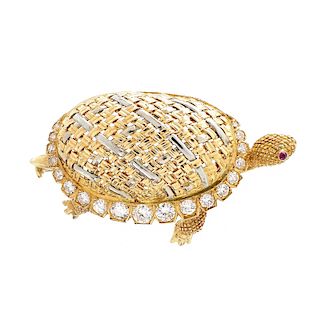 Fine French 18K Gold Turtle Brooch