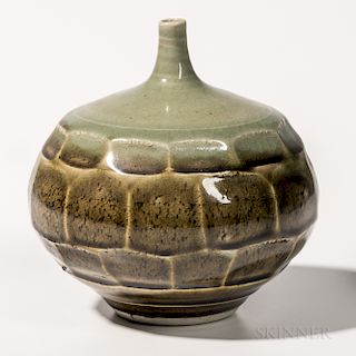 Gerry Williams Green Honeycomb Vase