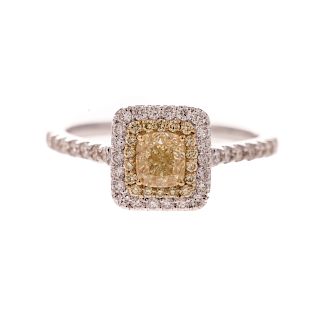 A Ladies 18K Yellow & White Diamond Ring