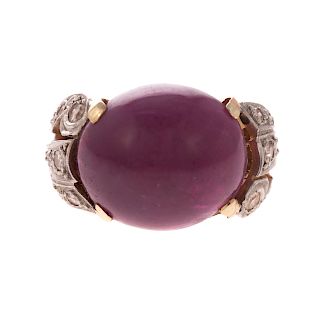 A Ladies Cabochon Ruby & Diamond Ring in Gold