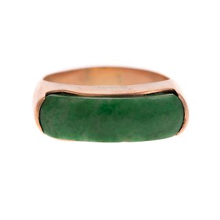 A Green Jade Ring in 14K Yellow Gold
