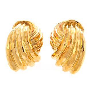A Pair of Ladies 18K Earrings by Dunay
