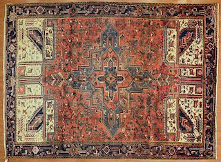 Persian Herez rug, approx. 8.1 x 11.1