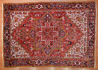 Persian Herez rug, approx. 8 x 11.4