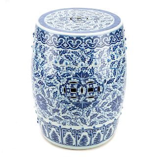 Chinese Export blue/white porcelain garden seat