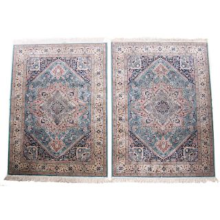 Par de alfombras. Origen oriental Siglo XX. Estilo Zumr¸t G¸m¸ssuyu. Elaboradas a m·quina en fibras de yute, acrÌlico y algodÛn.