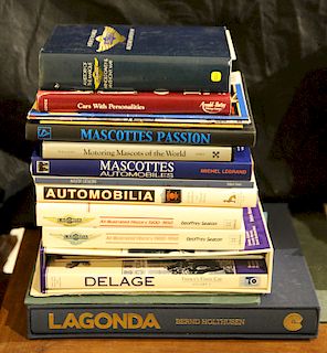 COLLECTION 19 REFERENCE BOOKS AUTOMOBILES