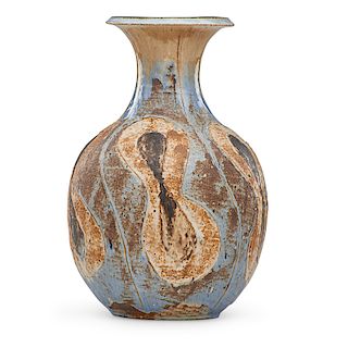 M. WILDENHAIN; POND FARM Large vase