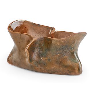 GEORGE OHR Small pinched vessel