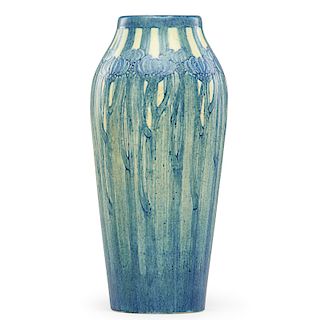 NEWCOMB COLLEGE Fine transitional vase