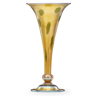 TIFFANY STUDIOS Large vase, vine pattern