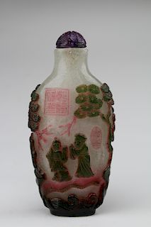 Finely Carved MultiColor Peking Glass Snuff Bottle
