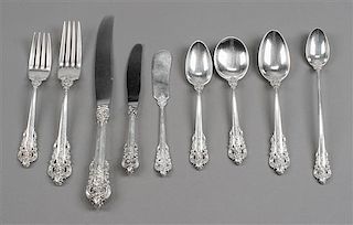An American Silver Flatware Service, Wallace Silversmiths, Wallingford, CT, Grand Baroque pattern, comprising: 8 dinner knives 1
