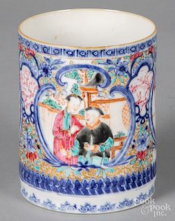 Chinese export porcelain mug