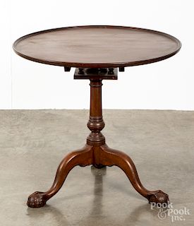 Pennsylvania Chippendale walnut tea table