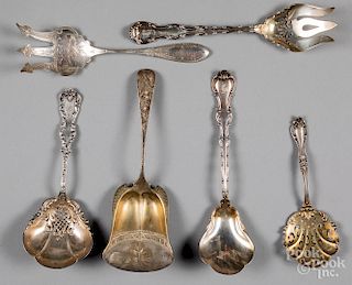 Six Victorian sterling silver serving utensils