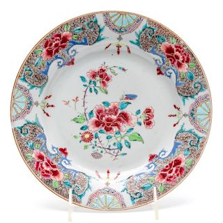 Chinese Export Round Porcelain Plate