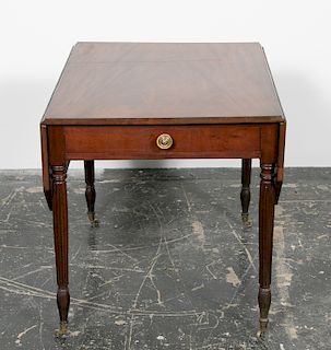 American C.1820 Mahogany Pembroke Table