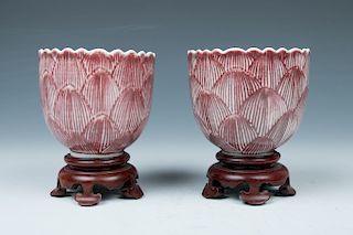 PAIR OF IRON-RED GLAZE CUPS	