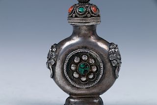 CHINESE SILVER FOUR-SECTION SNUFF BOTTLE, QING