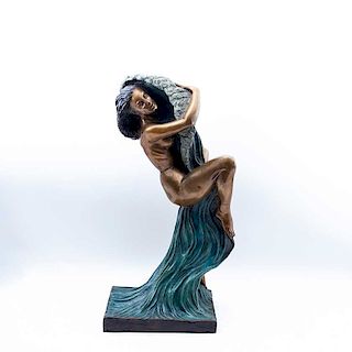 Octavio Ponzanelli. (Carrara, Italia, 1879 - 1952) Desnudo de mujer. Fundición en bronce patinado. Firmada.