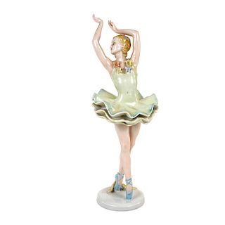 Bailarina. Alemania, siglo XX. Elaborada en porcelana Rosenthal. Diseño basado en la imagen de la artista Lilian Harvey.