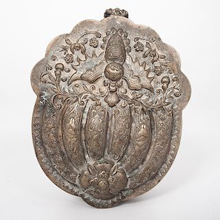 Chinese Silver Gourd-form Box