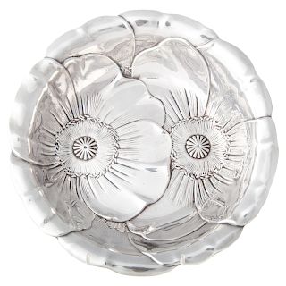 Wallace "Poppy" sterling vegetable bowl