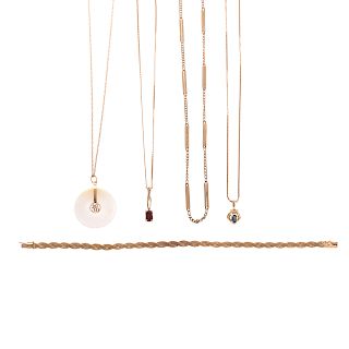 A Selection of Ladies Jewelry Featuring Necklaces