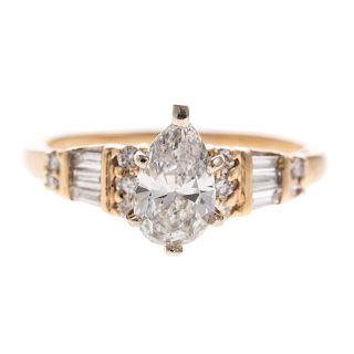 A Ladies Pear Shaped Diamond Ring in 14K