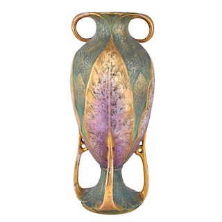 Amphora Leaf Vase