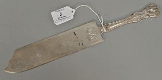 Howard & Co. sterling silver knife, King Pattern. lg. 12 1/4 in., 6 t oz.