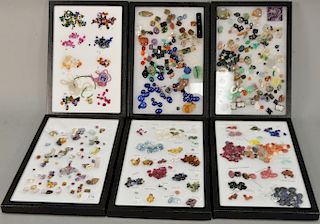 Six cases with loose gemstones including malachite, Brasilien, augen, Citrin, Beryl, Ganets, tourmaline, Holioder, tanzanite, lapis,...