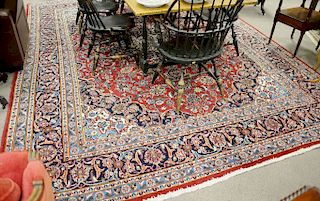 Oriental carpet. 9'10" x 12'6"