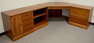 Four piece corner desk set. ht. 30 in., 75" x 104"