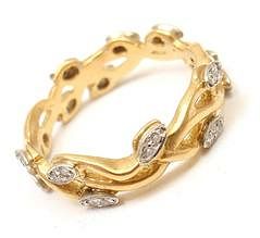 Vera Wang 18k Yellow Gold Diamond Vine Motif Band Ring