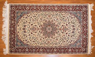 Fine Pak Persian rug, approx. 3.7 x 5.10