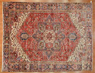 Persian Herez carpet, approx. 9.10 x 12.9