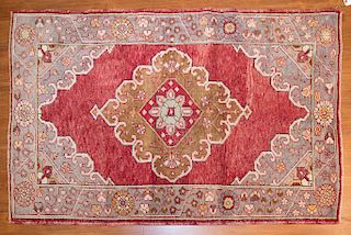 Antique Oushak rug, approx. 3.4 x 5.5
