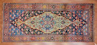 Antique Bahktiari gallery rug, approx. 5.2 x 12.1
