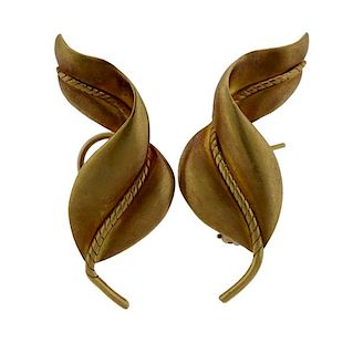 Tiffany &amp; Co 18K Gold Twisted Leaf Motif Earrings