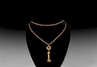Roman Gold Chain Necklace with Pendant