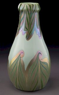 Early period art glass vase,
