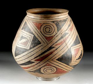 Casas Grandes Ramos Polychrome Pottery Jar