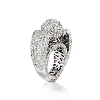 A Platinum Diamond Ring