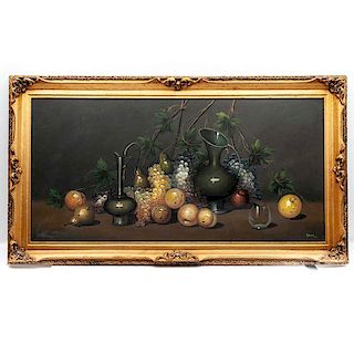 Firmado Aparicio. Bodegón con uvas. Óleo sobre tela. En marco de madera dorada. 58 x 118 cm