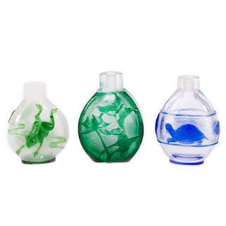 Three Peking glass snuff bottles.